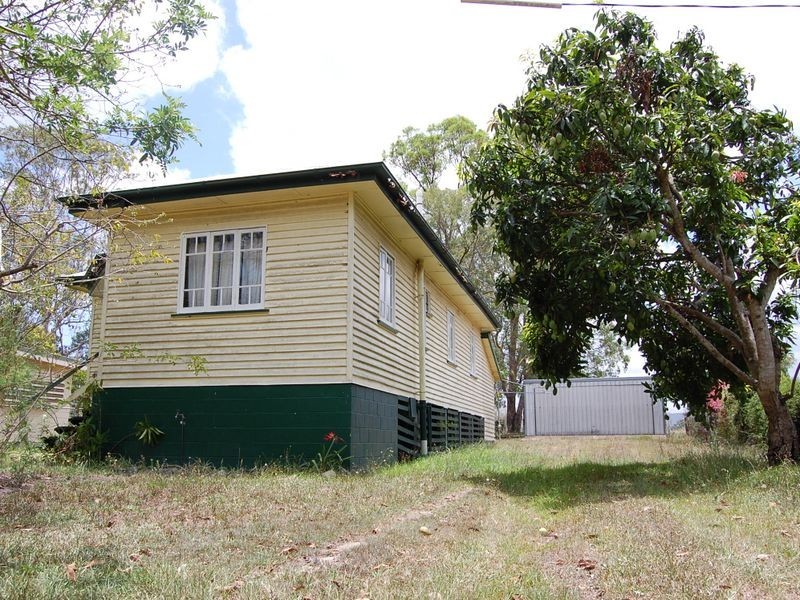 13 Old Cove Road, Woodford QLD 4514