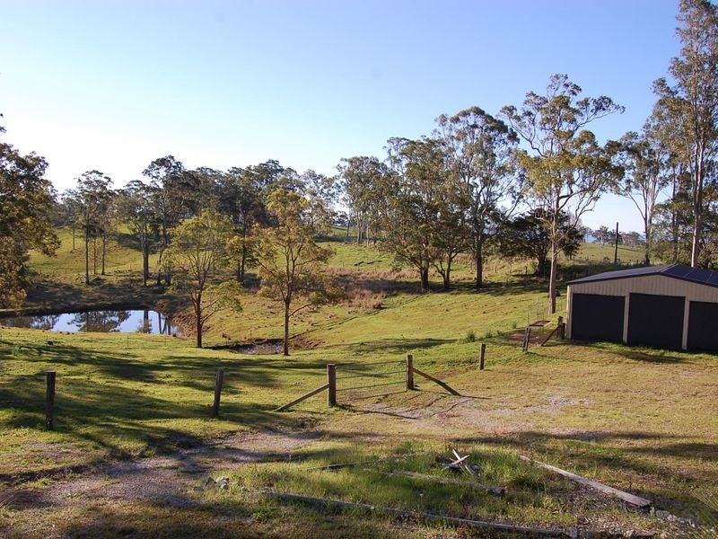 17 Florence Lane, Mount Mee QLD 4521