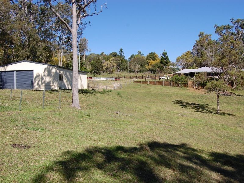 17 Florence Lane, Mount Mee QLD 4521