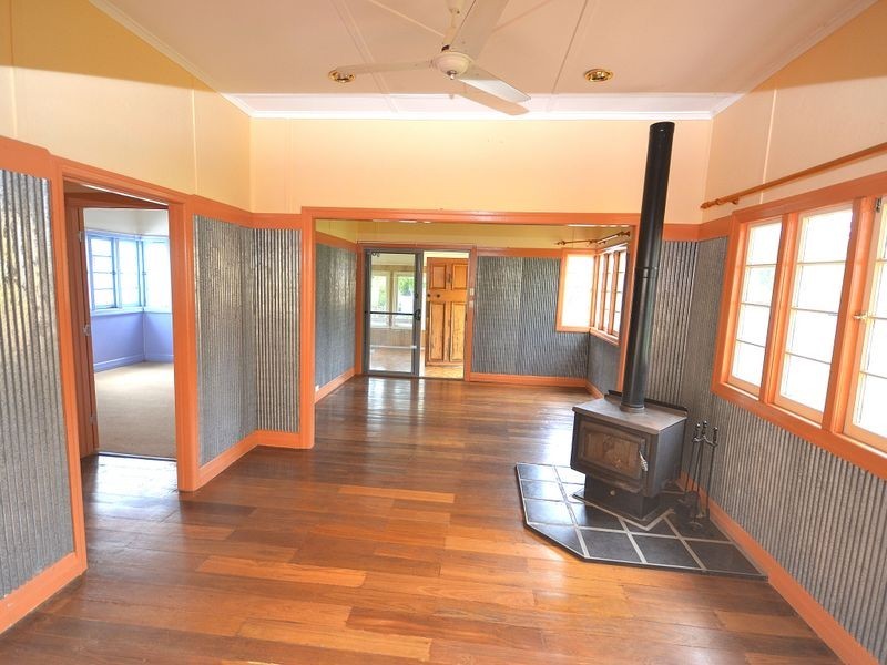 30 Robson Street, Kilcoy QLD 4515