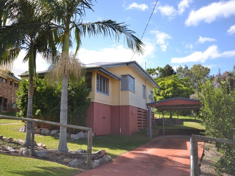 30 Robson Street, Kilcoy QLD 4515