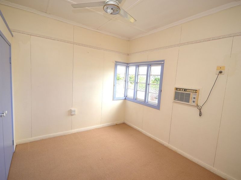 30 Robson Street, Kilcoy QLD 4515