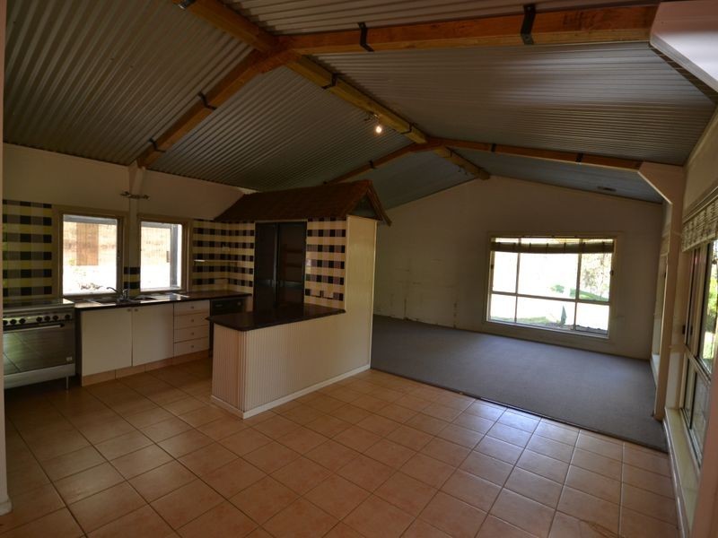 1686 Neurum Road, Villeneuve QLD 4514