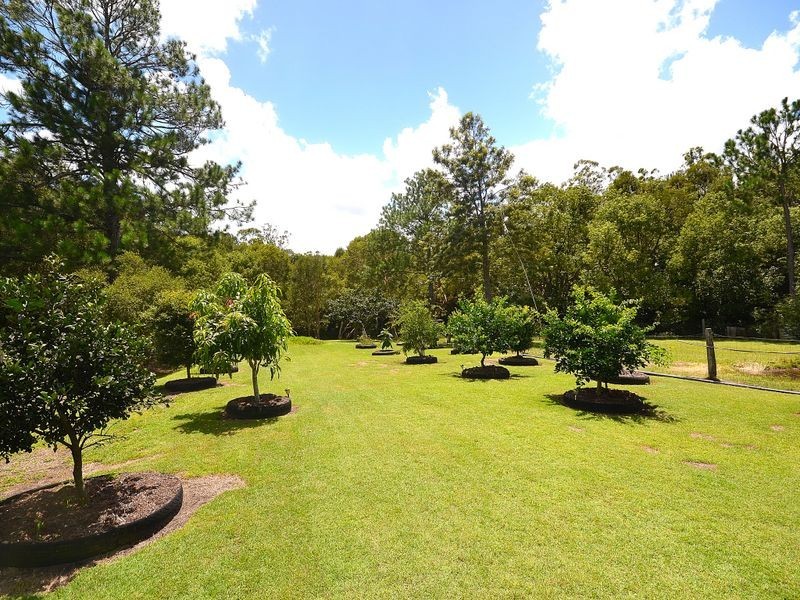 9 Webb Lane, Woodford QLD 4514
