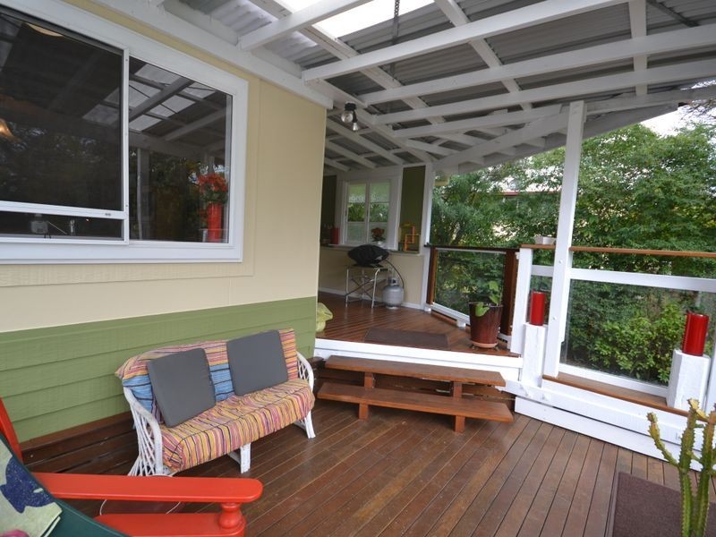 9 Webb Lane, Woodford QLD 4514