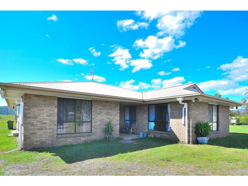 41 Park Drive, Woodford QLD 4514