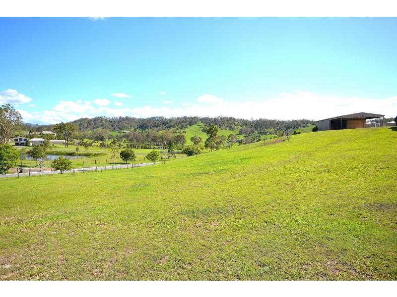 41 Park Drive, Woodford QLD 4514