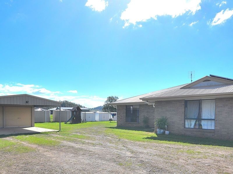 41 Park Drive, Woodford QLD 4514