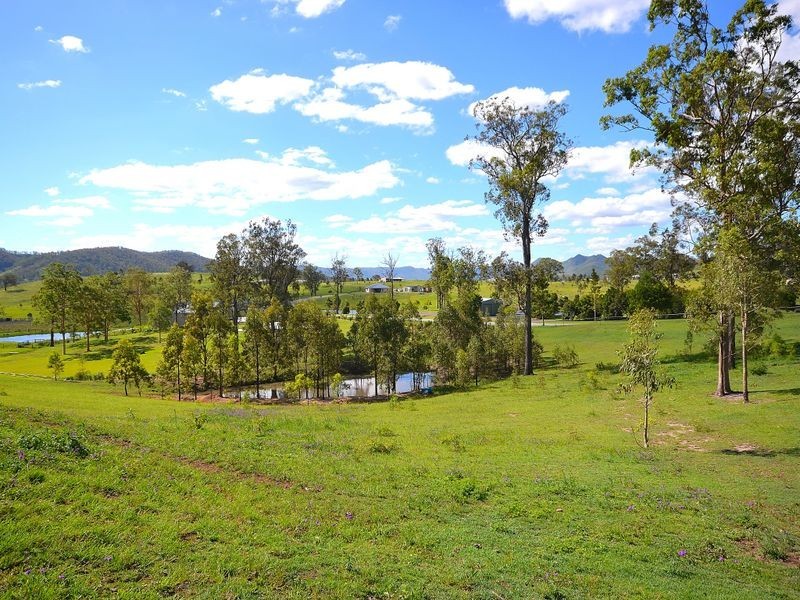 41 Park Drive, Woodford QLD 4514