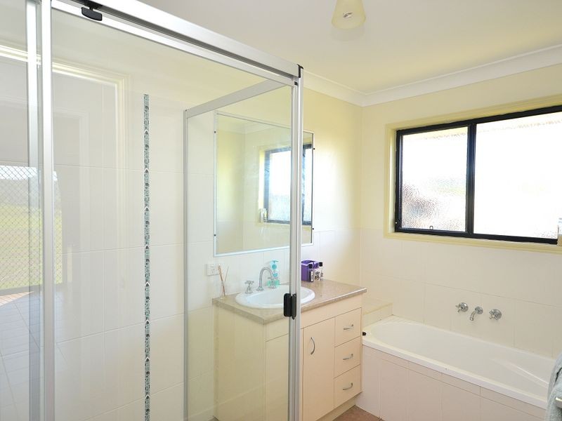 41 Park Drive, Woodford QLD 4514