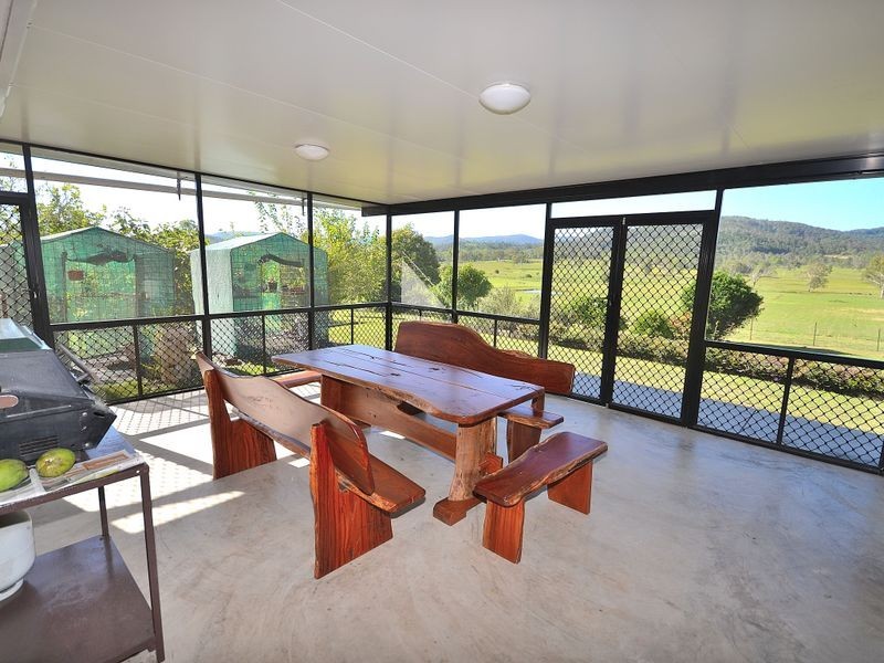 64 Cruice Drive, Woodford QLD 4514