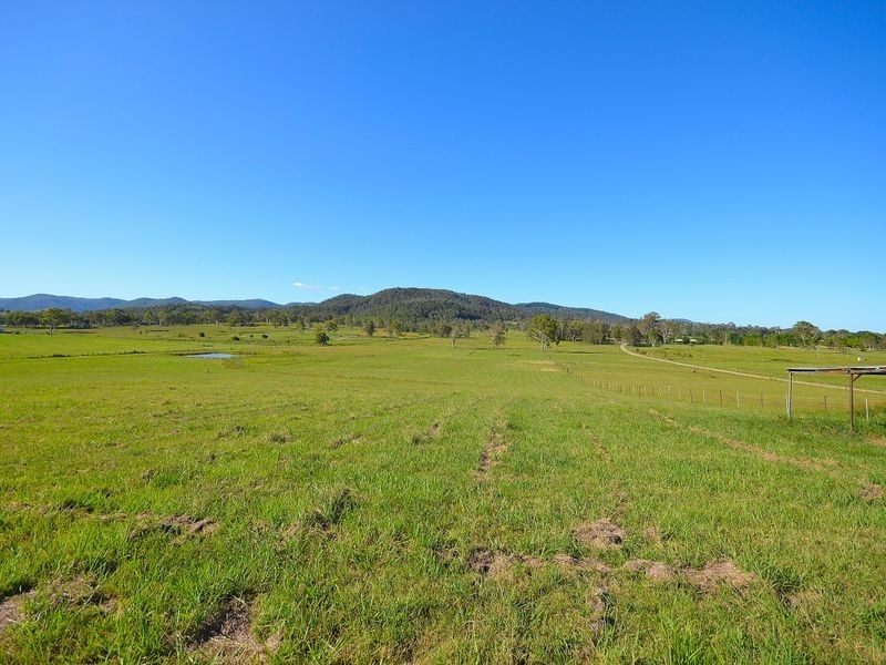 64 Cruice Drive, Woodford QLD 4514