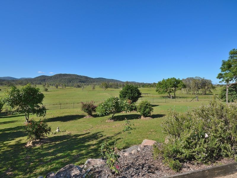 64 Cruice Drive, Woodford QLD 4514