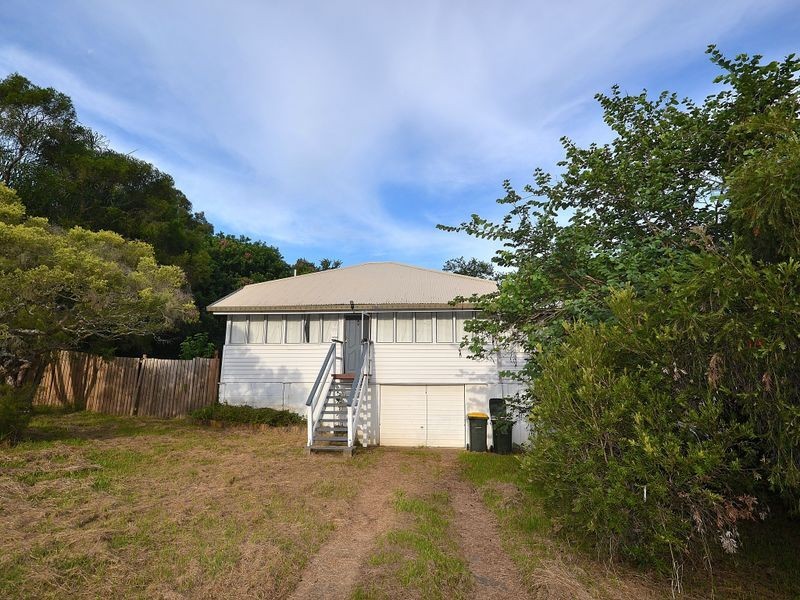 24 Robson Street, Kilcoy QLD 4515