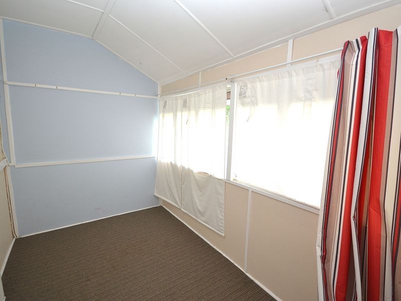 24 Robson Street, Kilcoy QLD 4515