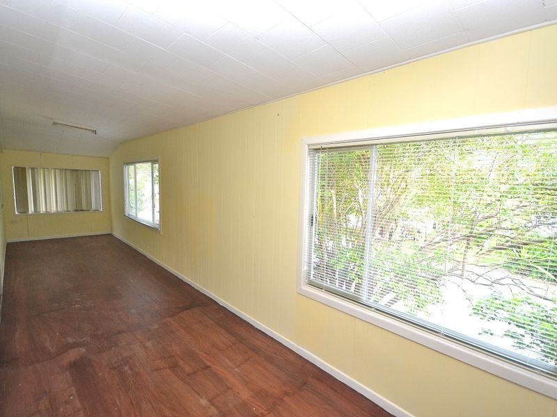 24 Robson Street, Kilcoy QLD 4515