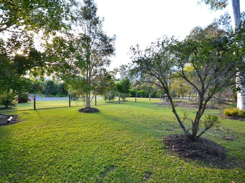 12 -16 Kauri Court, Woodford QLD 4514