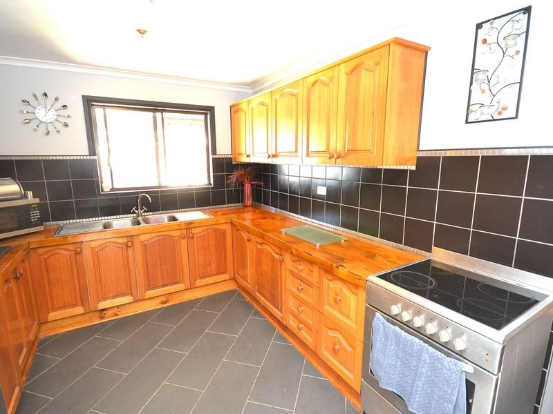 55 Canando Street, Woodford QLD 4514