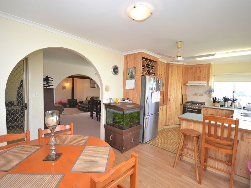 37 Settlement Road, Mount Mee QLD 4521