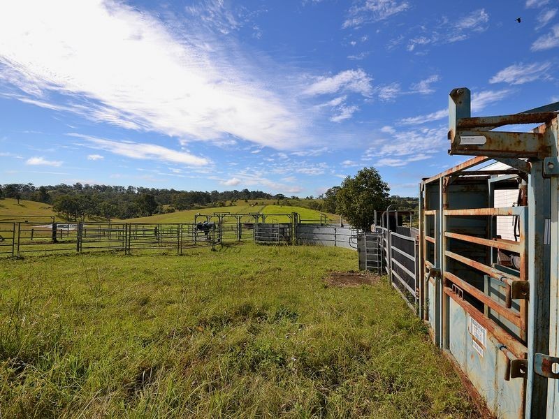 37 Settlement Road, Mount Mee QLD 4521