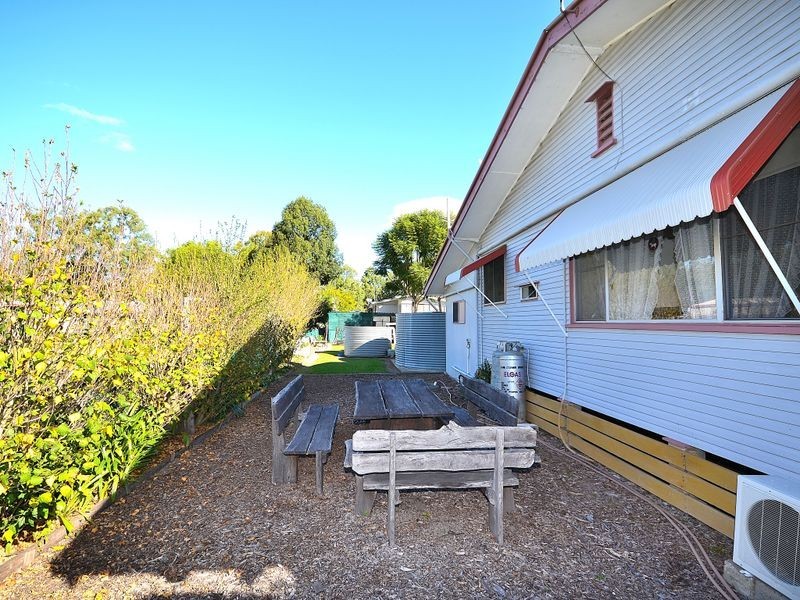 18 Colin Street, Moore QLD 4306