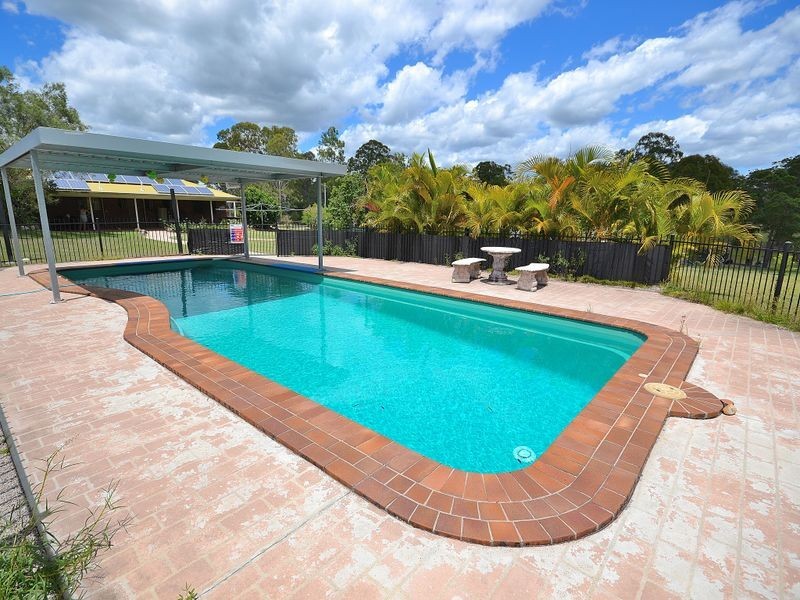 14 Carmichael Court, D’aguilar QLD 4514