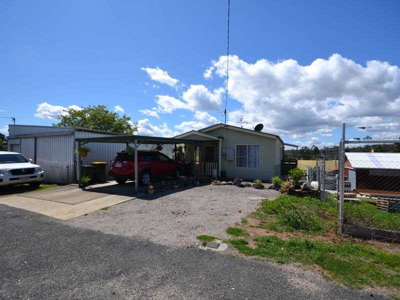 2 Pointons Lane, Kilcoy QLD 4515