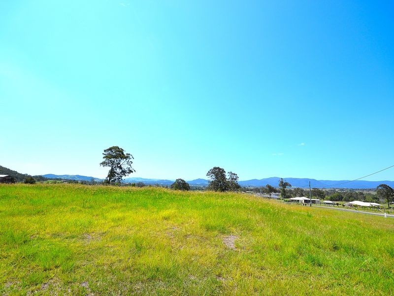 98 Katebridge Drive, Bellthorpe QLD 4514