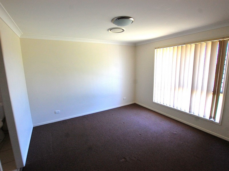 11 Hedley Drive, Kilcoy QLD 4515