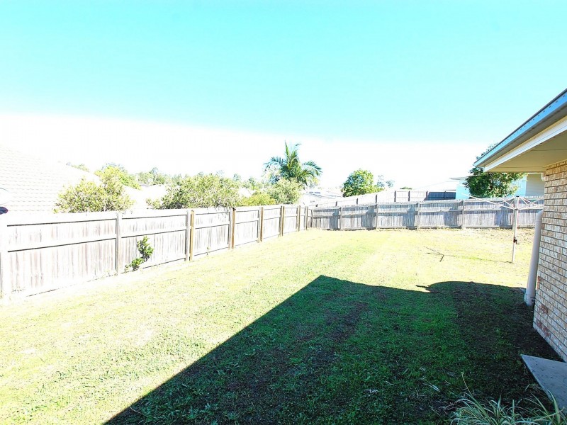 11 Hedley Drive, Kilcoy QLD 4515