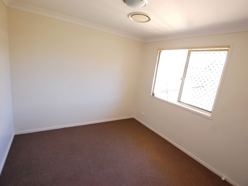 11 Hedley Drive, Kilcoy QLD 4515