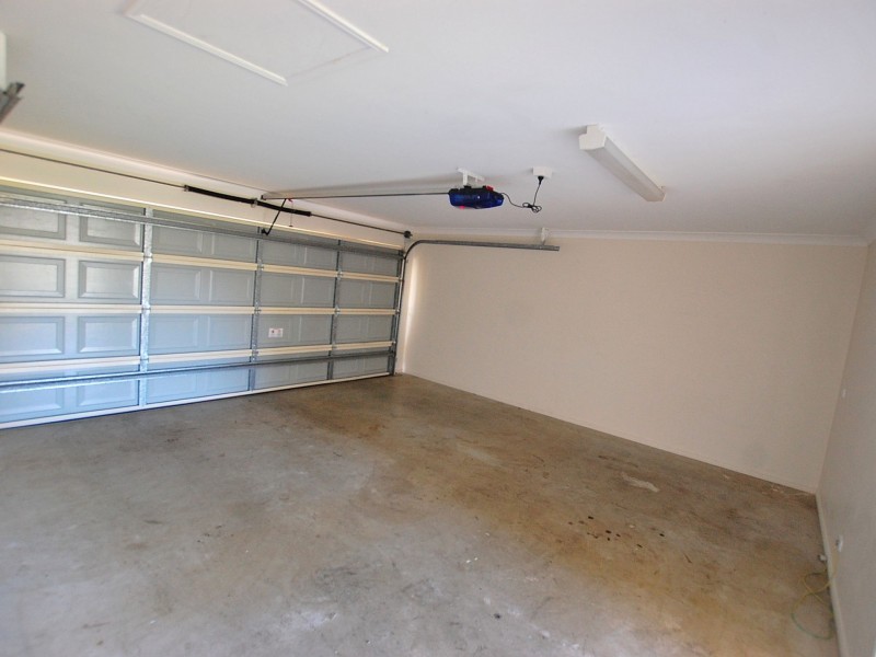 11 Hedley Drive, Kilcoy QLD 4515