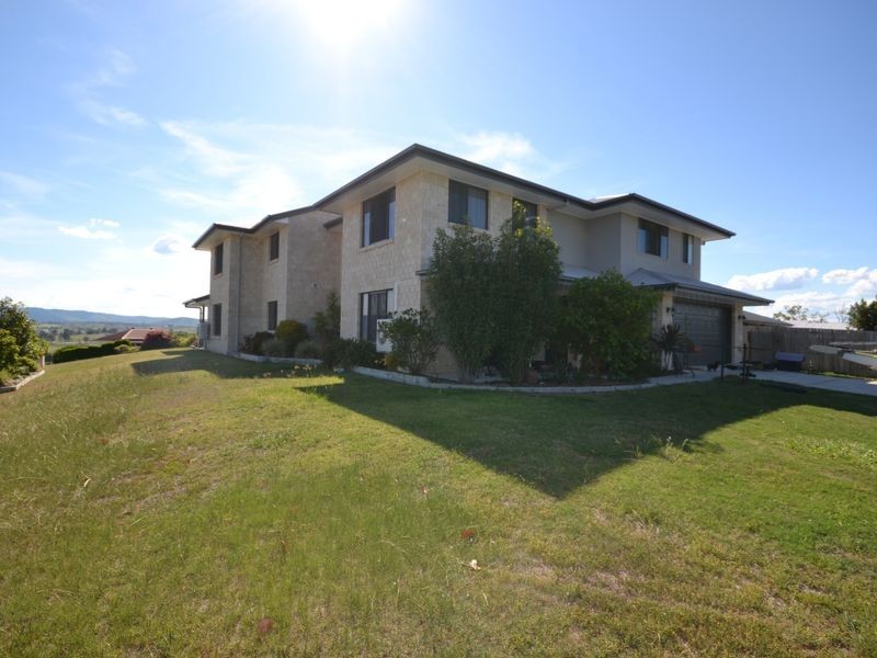 2/51 Carseldine Street, Kilcoy QLD 4515