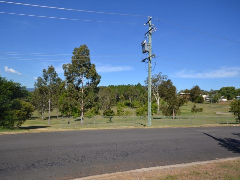 2/51 Carseldine Street, Kilcoy QLD 4515