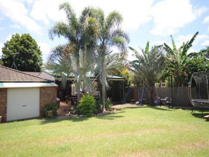 21 Paul Place, Glass House Mountains QLD 4518
