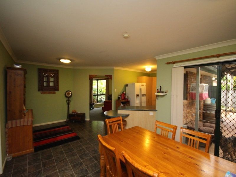 21 Paul Place, Glass House Mountains QLD 4518