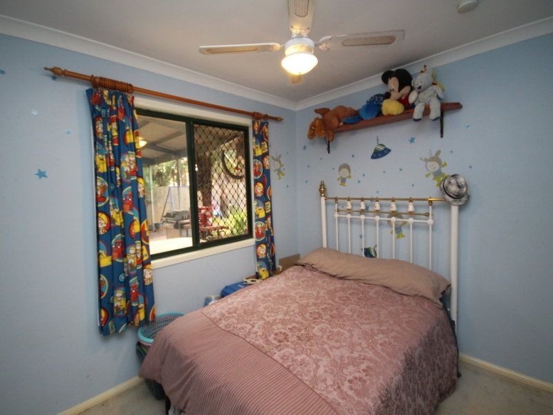 21 Paul Place, Glass House Mountains QLD 4518