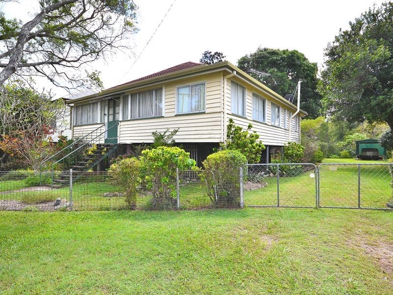 1 Webb Lane, Woodford QLD 4514