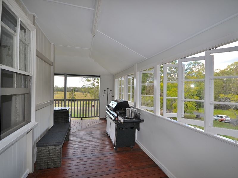 15 Old Cove Road, Woodford QLD 4514