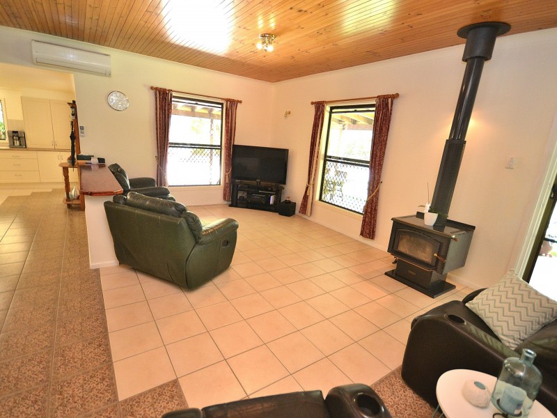 60 Mcconnell Road, Wamuran QLD 4512