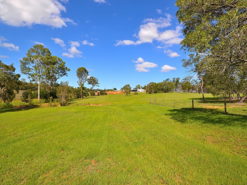60 Mcconnell Road, Wamuran QLD 4512