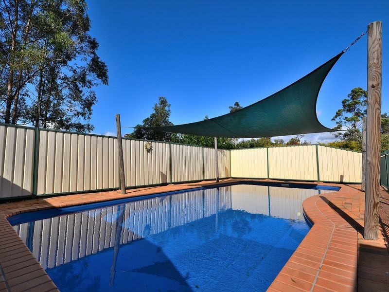 19-21 Heather Court, Woodford QLD 4514