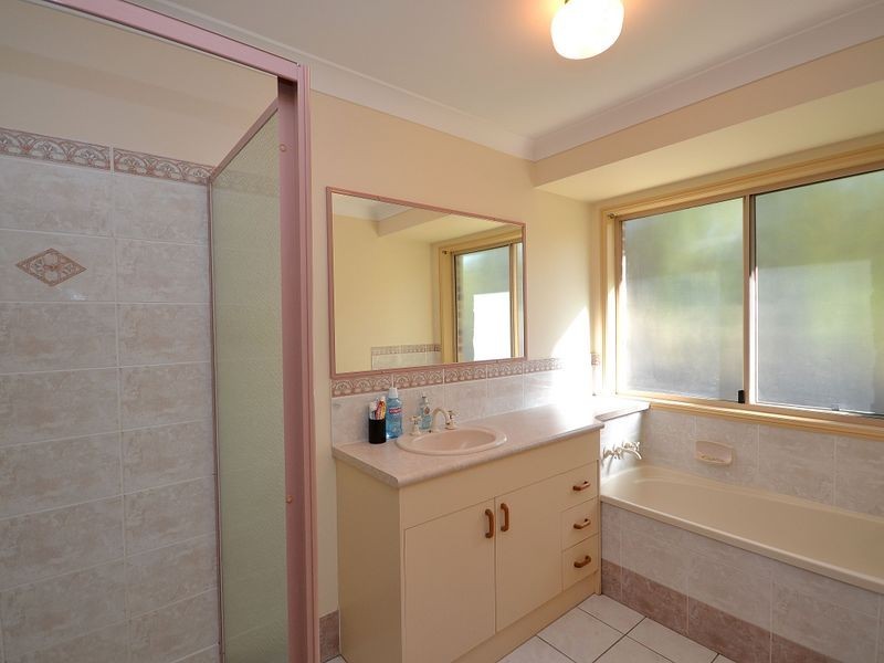 19-21 Heather Court, Woodford QLD 4514