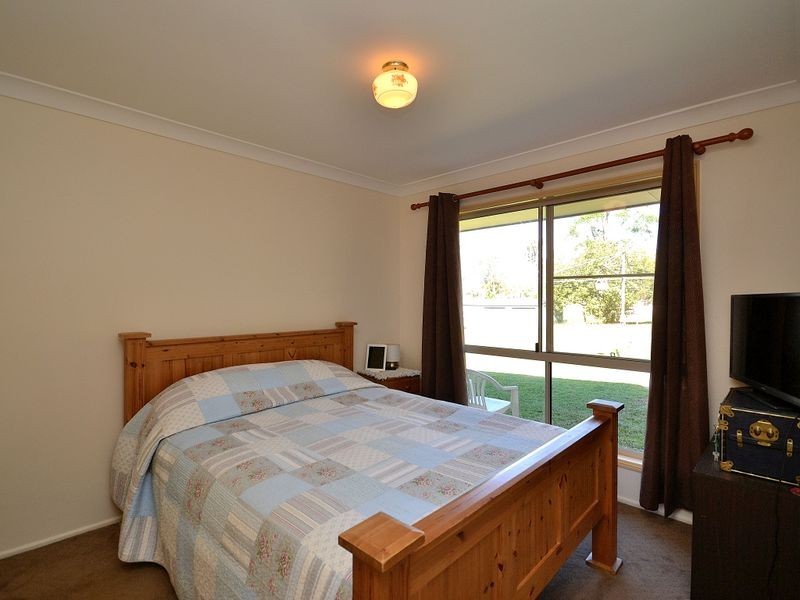 19-21 Heather Court, Woodford QLD 4514