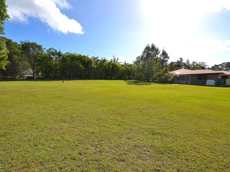 19-21 Heather Court, Woodford QLD 4514