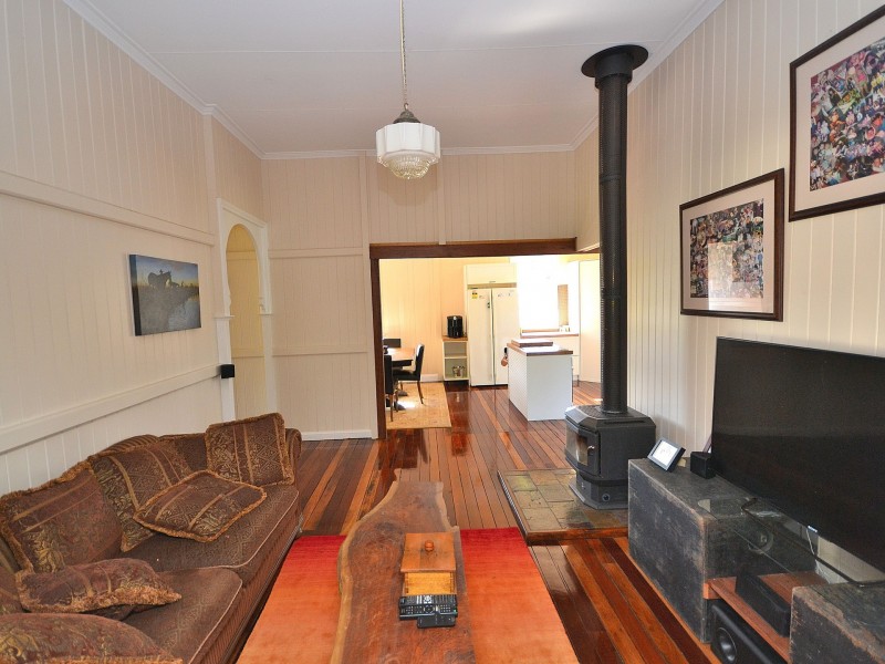 35 Archer Street, Woodford QLD 4514