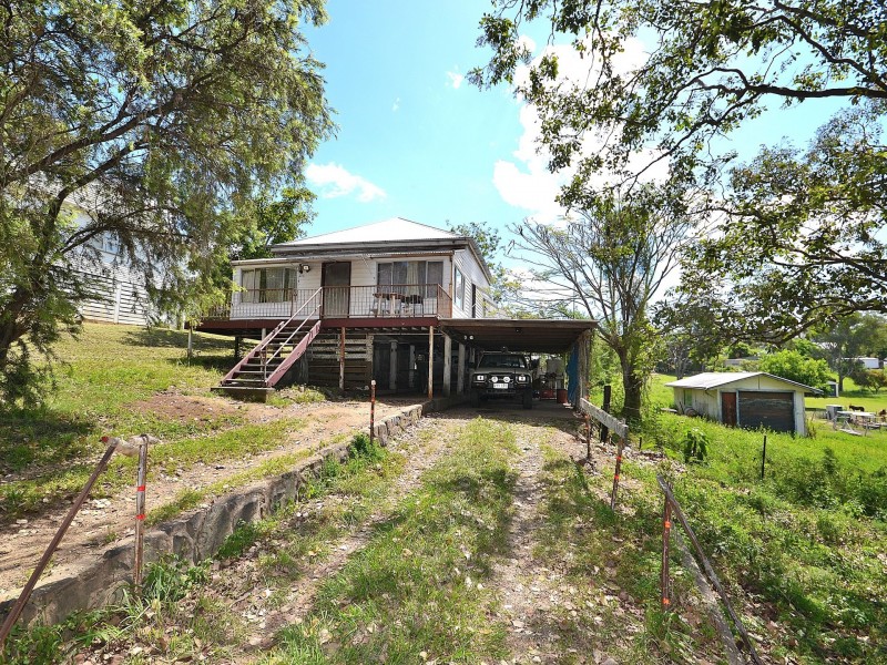 89 Seib Street, Kilcoy QLD 4515