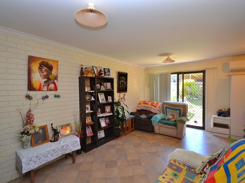 22 Peterson Road, Woodford QLD 4514
