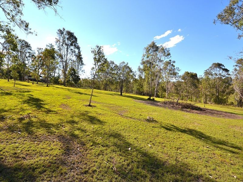 403 Villeneuve Rd, Jimna QLD 4515