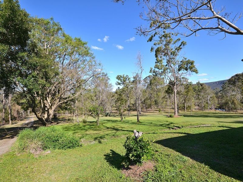 403 Villeneuve Rd, Jimna QLD 4515